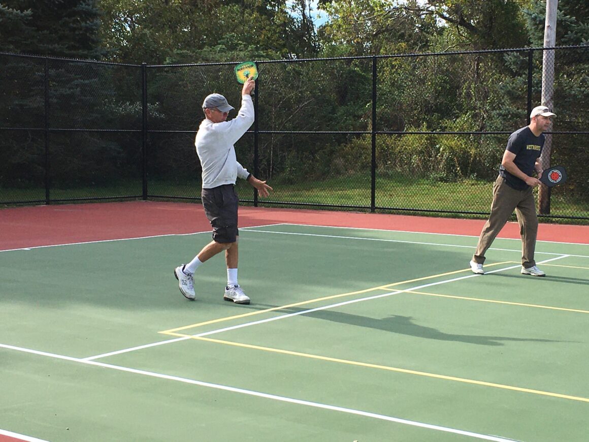 pickleball-round-robin-fishers-island-community-center